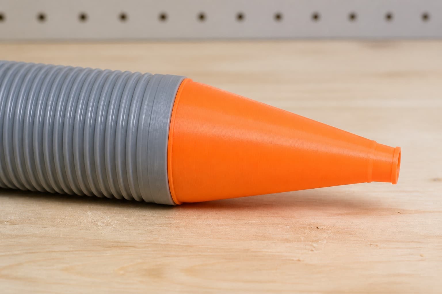 The SCT 60-22 dust adapter connected to a plain shop vac hose